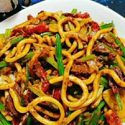 Вок с уткой в Китайский фонарик по цене 620 ₽