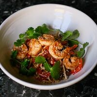 Лапша удон с креветками в Nuahule