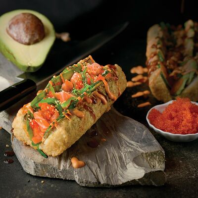 Asia хот-дог с лососем в СушиСтор по цене 396