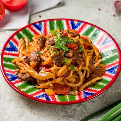 Жареный лагман в Восточный уголок по цене 645 ₽