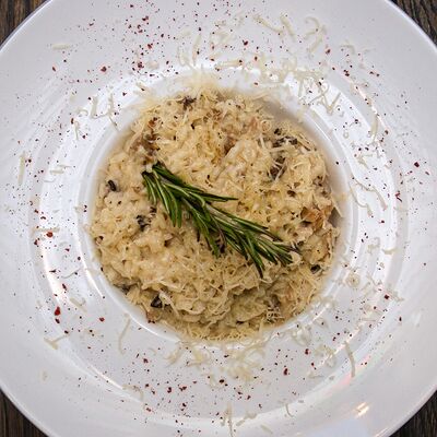 Ризотто с говядиной и вешенками в HEDONIST по цене 34 р.