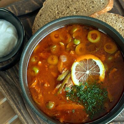 Солянка в Fllore cafe по цене 599 ₽