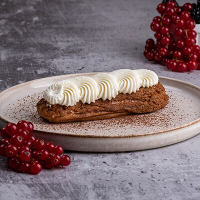 Эклер в Refettorio по цене 350 ₽