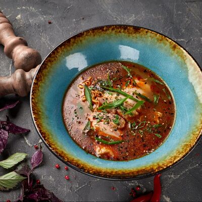 Мисо рамен чили с цыпленком в Инжир по цене 580 ₽