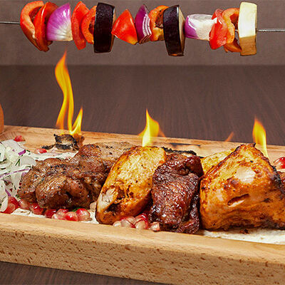 Шашлык Ассорти из шашлыков в Гриль Мания по цене 985 ₽