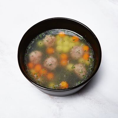 Суп с фрикадельками из говядины в Ribambelle Времена Года по цене 490 ₽