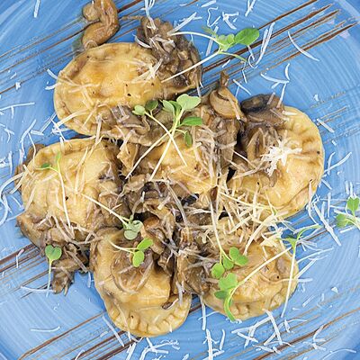 Паста равиоли с кроликомв Тальятелло по цене 650 ₽