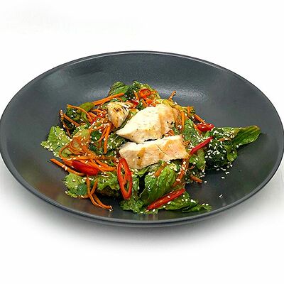 Салат с куриной грудкой и брокколи в Дом культур по цене 360