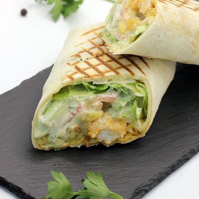 Шаурма с курицей в ЭТО СНАК Фуд-трак по цене 220 ₽