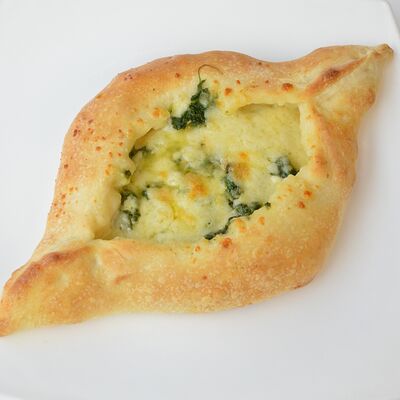 Хачапури со шпинатом в Кабанчик по цене 550 ₽