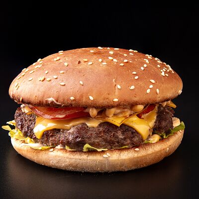 Чизбургер в Твой выбор по цене 525 ₽