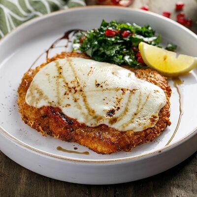 Хрустящий цыпленок в панке из сулугуни в Двор Помидор по цене 790