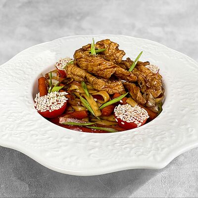 Вок Удон Цыпленок терияки в MaMa Mia по цене 590 ₽