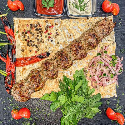 Люля-кебаб из говядины в Хочу мясо по цене 560 ₽