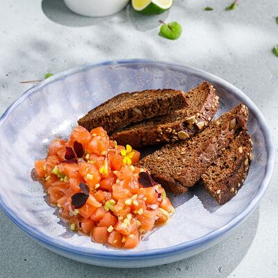 Тартар из лосося в Мангал&Грузия по цене 1100 ₽