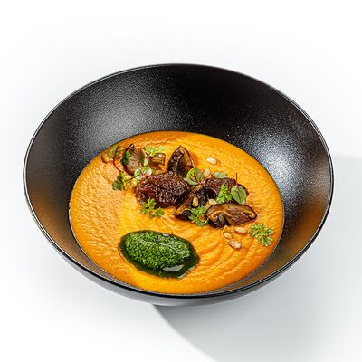 Крем-суп из из печеного бататав The Brasserie по цене 550 ₽