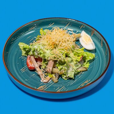 Салат с языком Ланч в Kiss по цене 160