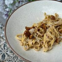 Паста с лисичками в More More