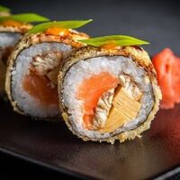 Такао темпура маки в Uchu Sushi Yaki