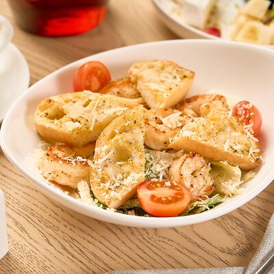 Цезарь с креветкой в Пьяцца по цене 890 ₽