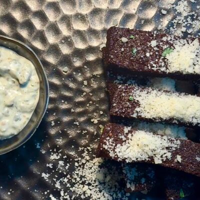 Чесночные гренки в Хантама по цене 310 ₽