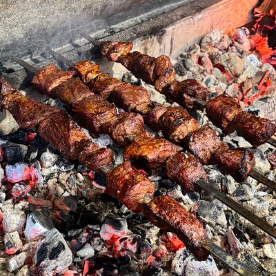 Шашлык из говяжьей вырезки в Каракилис по цене 1099 ₽