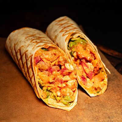 Буррито с курицей с соусом Ранч в Beverly по цене 740 ₽