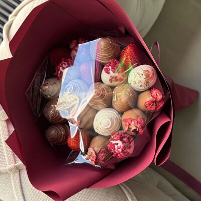 Клубника в шоколаде Букет Клюква 16 ягод в Bloom House по цене 3150 ₽