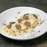 Спагетти с трюфелем в Sigma