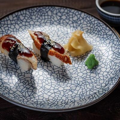 Суши угорь в Эбби Noodles & Sushi Bar по цене 250