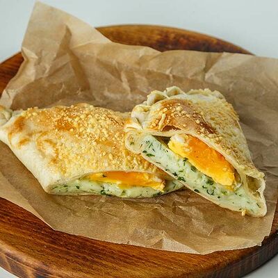 Кальцоне а-ля хачапури в Перчини на огне по цене 345