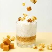 Карамельный мокко с попкорном в Hochu Coffee