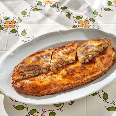 Хачапури с тунцомв Двор Помидор по цене 1050