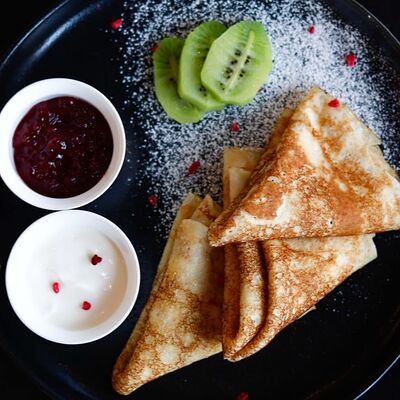 Блинчики с топпингами в Bun по цене 420 ₽