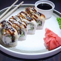 Ролл Никиби в Libre Bar