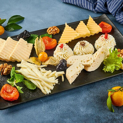 Восточные сыры в Чайхана Фаррух по цене 900 ₽