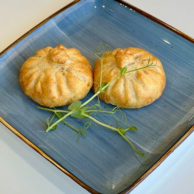 Жюльен в тесте с говяжьим языком в Кафе Майами по цене 425 ₽