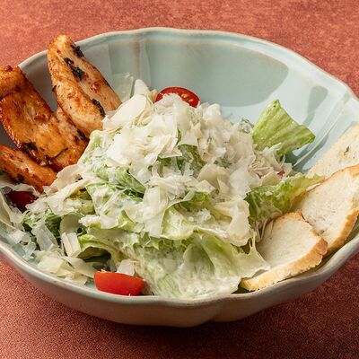 Цезарь с курицей в Авлабар по цене 820 ₽