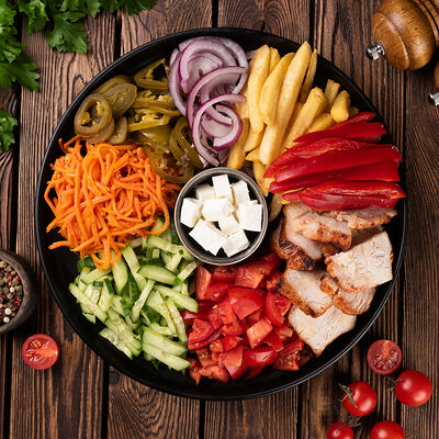 Шаверма на тарелке Греческая в Кухня 91 по цене 564 ₽