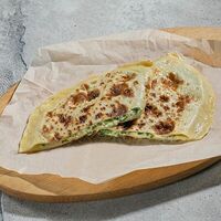 Кутабы с сыром и зеленью в У Ханумы