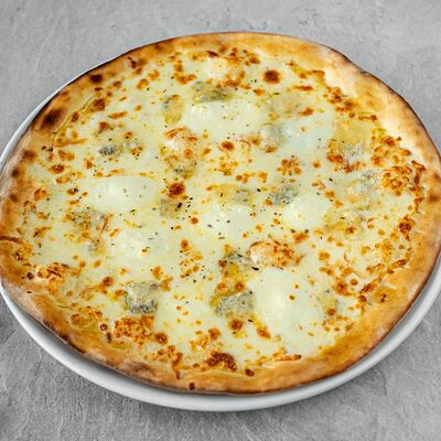 Пицца четыре сыра в Bocconcino по цене 1170 ₽