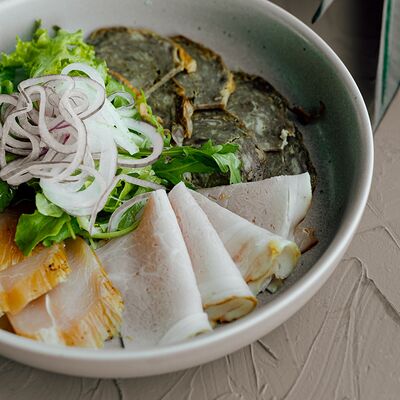 Мясные деликатесы в Take IT EasyCentre по цене 580 ₽