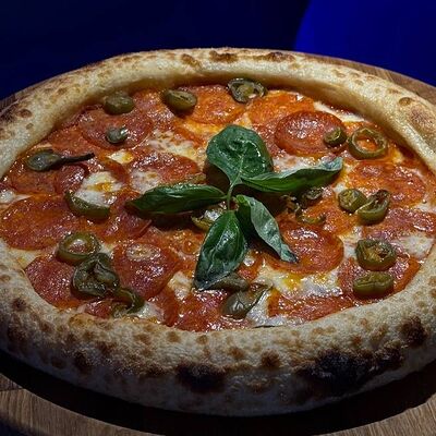 Пицца С пепперони в Паркинг по цене 780 ₽