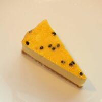 Чизкейк манго-маракуйя в Red Cup iMall