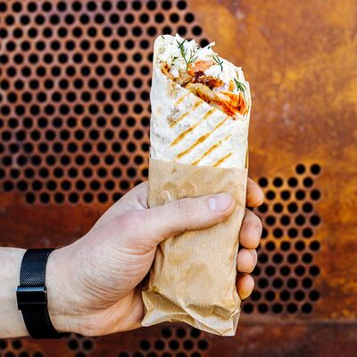 Шаверма (шаурма) стандартная в Шаверма Grill по цене 320 ₽