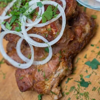 Шашлык из свиной шеив Столовая На Кольце по цене 270 ₽