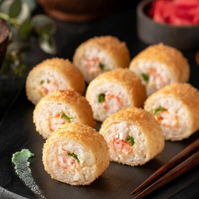 Горячий ролл Спринг эби в СушиСтор по цене 299