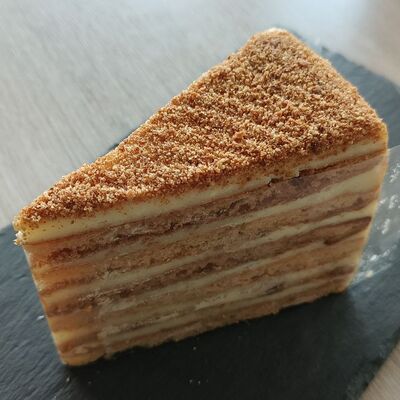 Торт Медовик в Столовая по цене 339 ₽