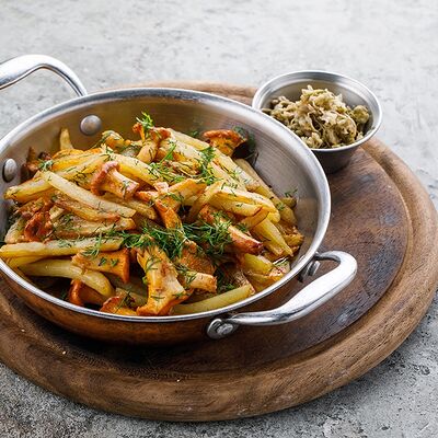 Картофель с лисичками в Баклажан в ТЦ 