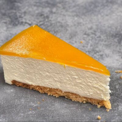Чизкейк Манго в Траттория моне по цене 500 ₽